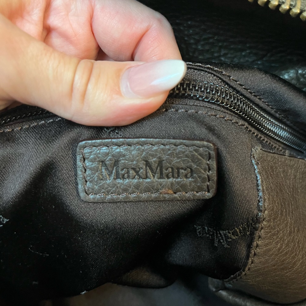 MaxMara Brown Leather Hobo Bag w/ Zip Closure & Detachable Strap - Picture 15 of 17